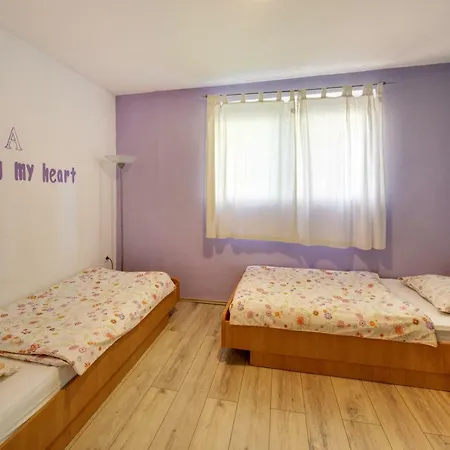 Figa Benko Milatic * Jelsa (Hvar)